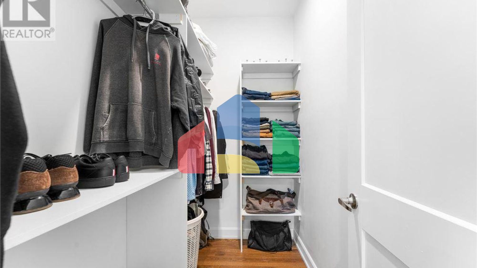 Residential - Single Family Home - Ottawa, Canada - Canada