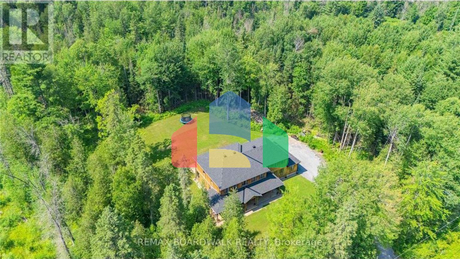 Residential - Single Family Home - Ottawa, Canada - Canada