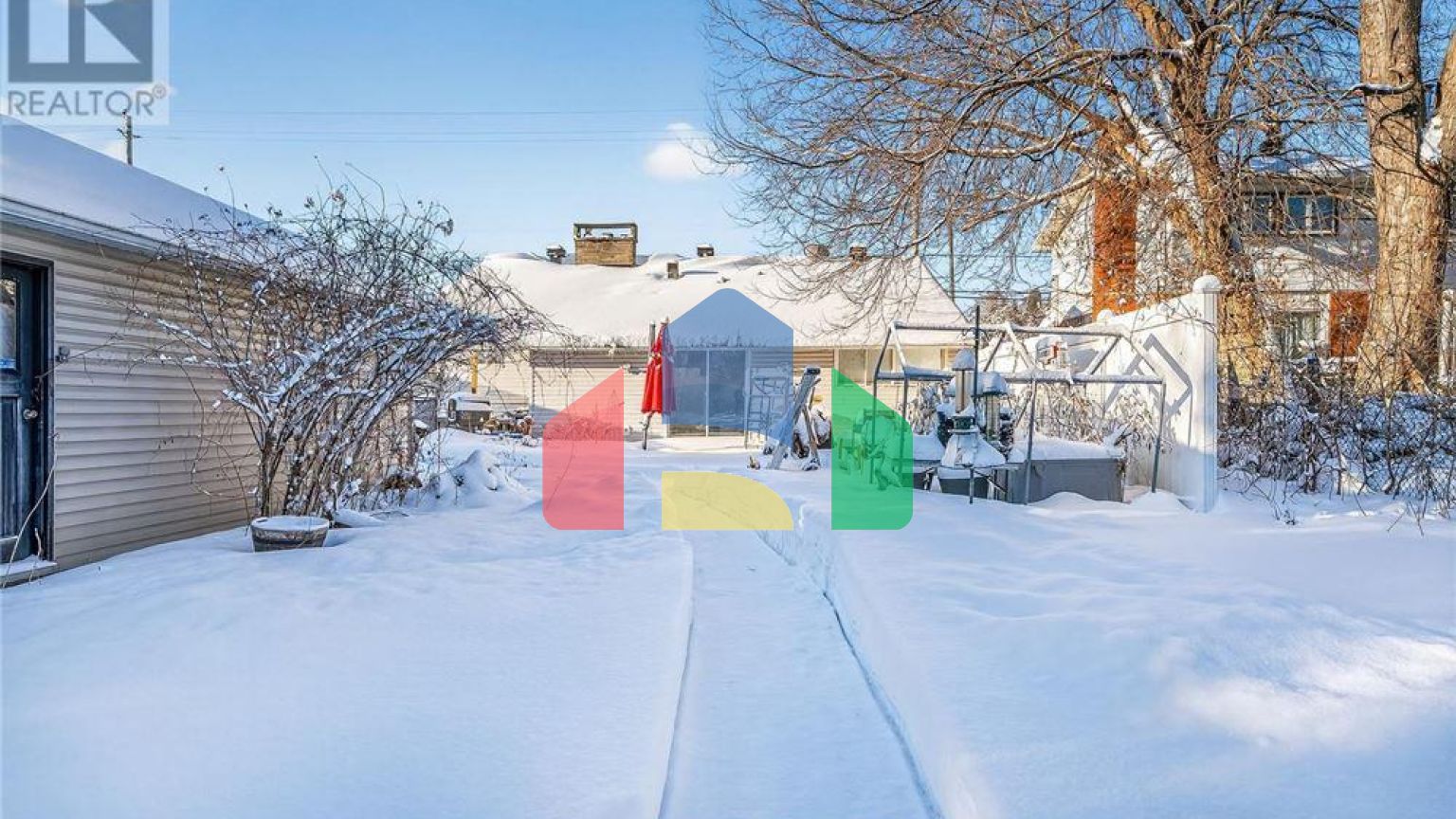 Residential - Single Family Home - Ottawa, Canada - Canada