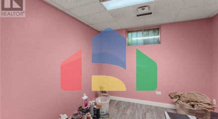 Residential - Single Family Home - Ottawa, Canada - Canada