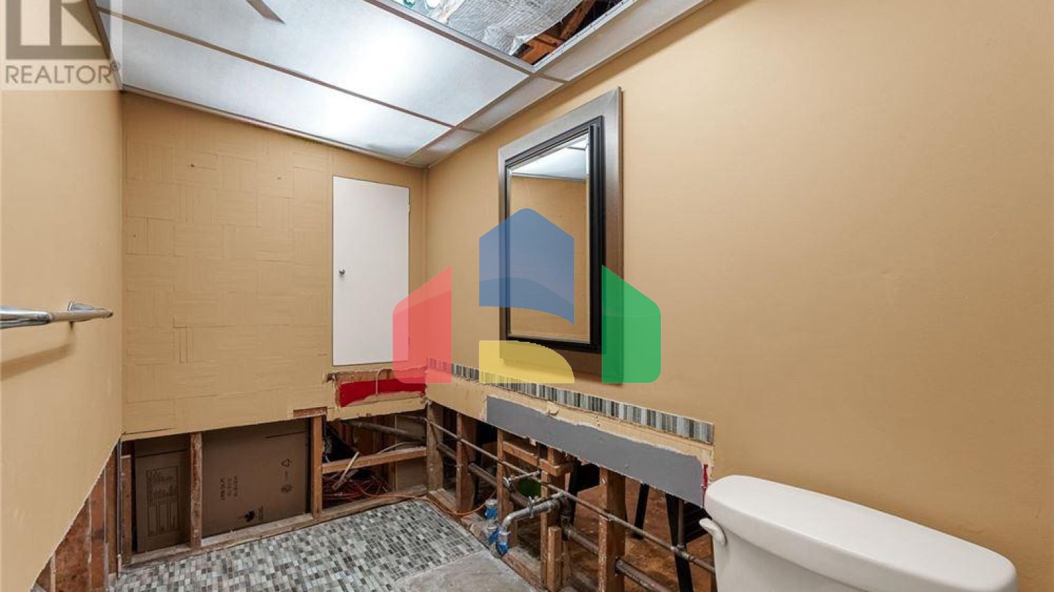 Residential - Single Family Home - Ottawa, Canada - Canada