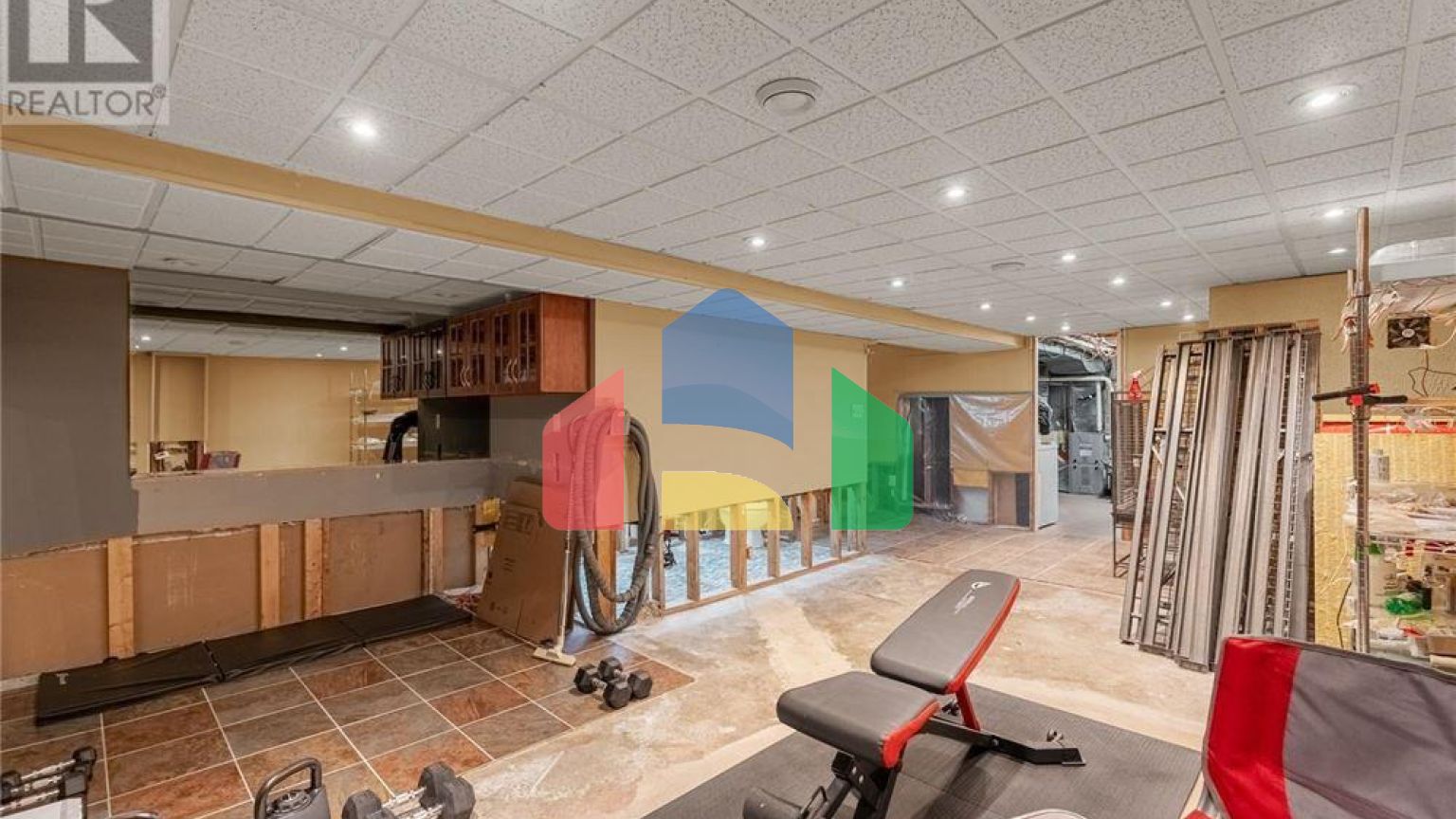 Residential - Single Family Home - Ottawa, Canada - Canada