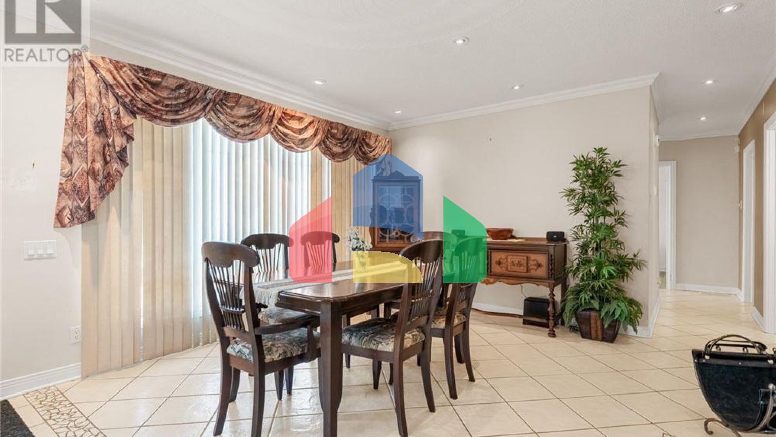 Residential - Single Family Home - Ottawa, Canada - Canada