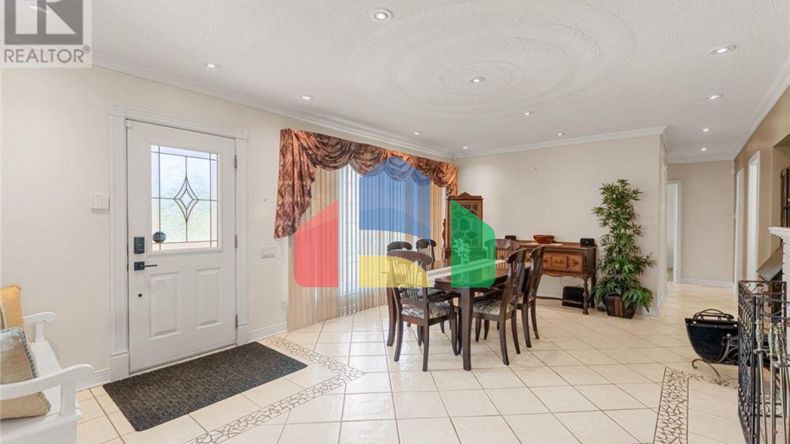 Residential - Single Family Home - Ottawa, Canada - Canada