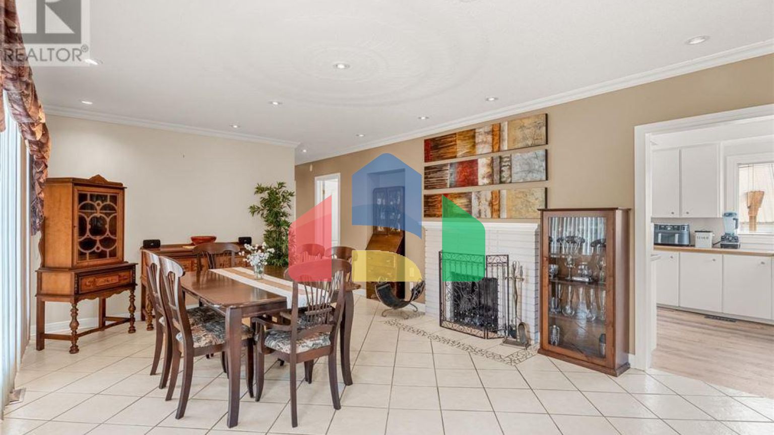 Residential - Single Family Home - Ottawa, Canada - Canada