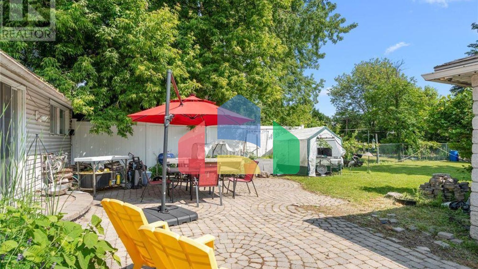 Residential - Single Family Home - Ottawa, Canada - Canada