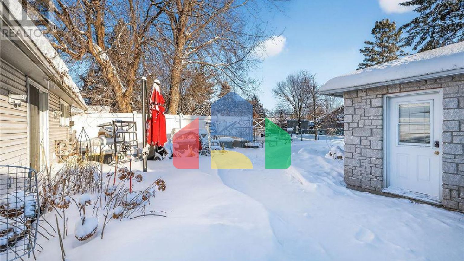 Residential - Single Family Home - Ottawa, Canada - Canada