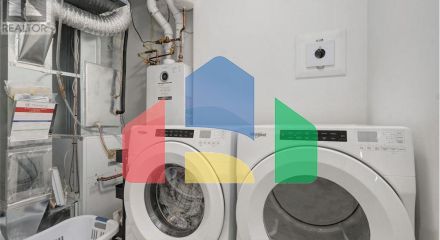 Residential - Single Family Home - Ottawa, Canada - Canada