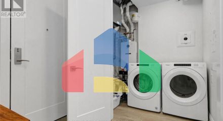 Residential - Single Family Home - Ottawa, Canada - Canada