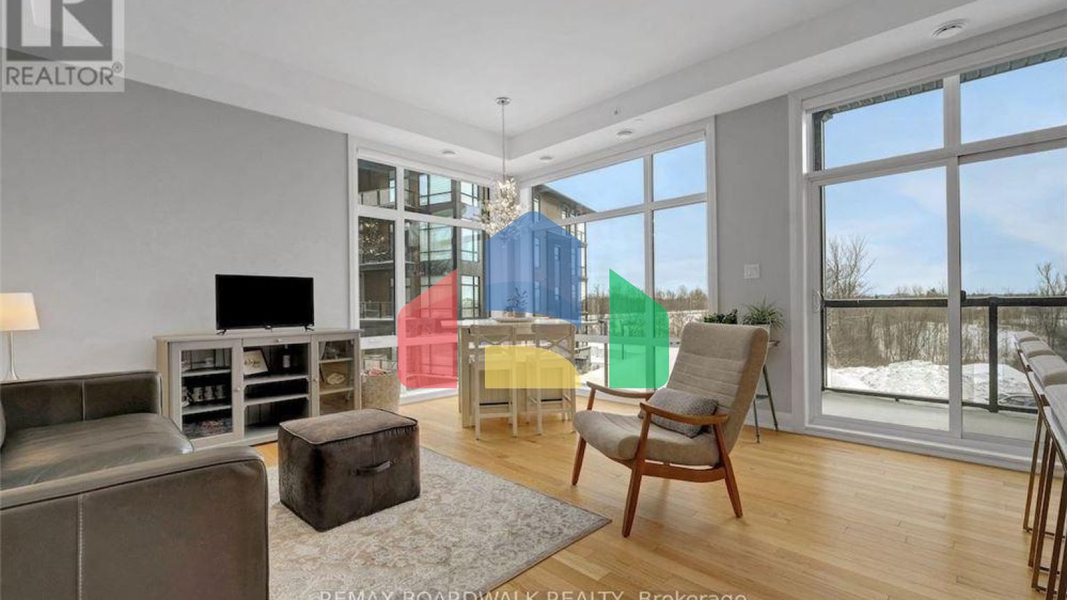 Residential - Single Family Home - Ottawa, Canada - Canada