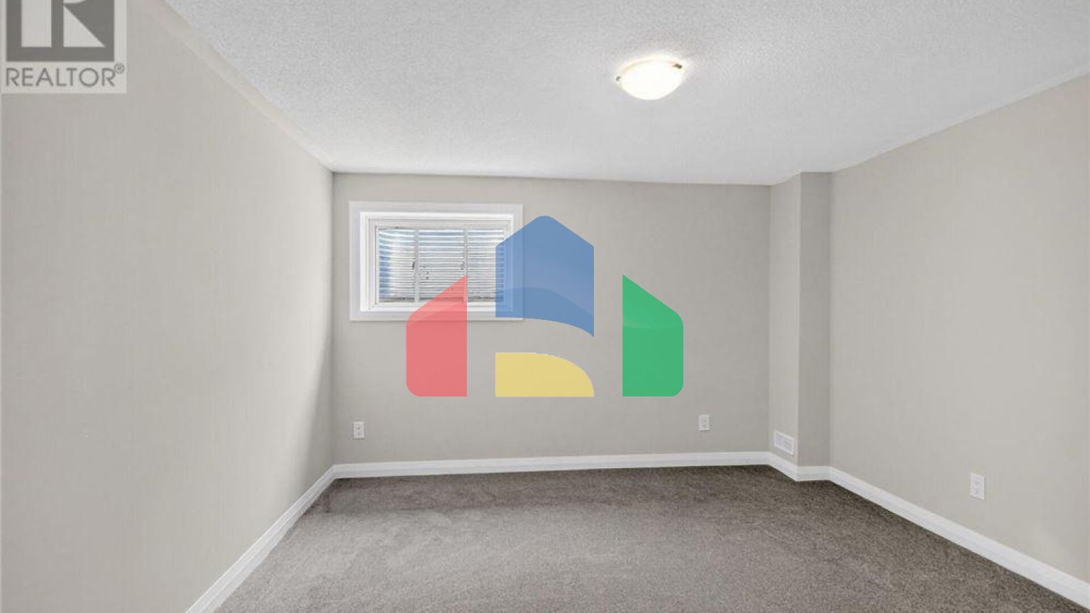 Residential - Single Family Home - Ottawa, Canada - Canada