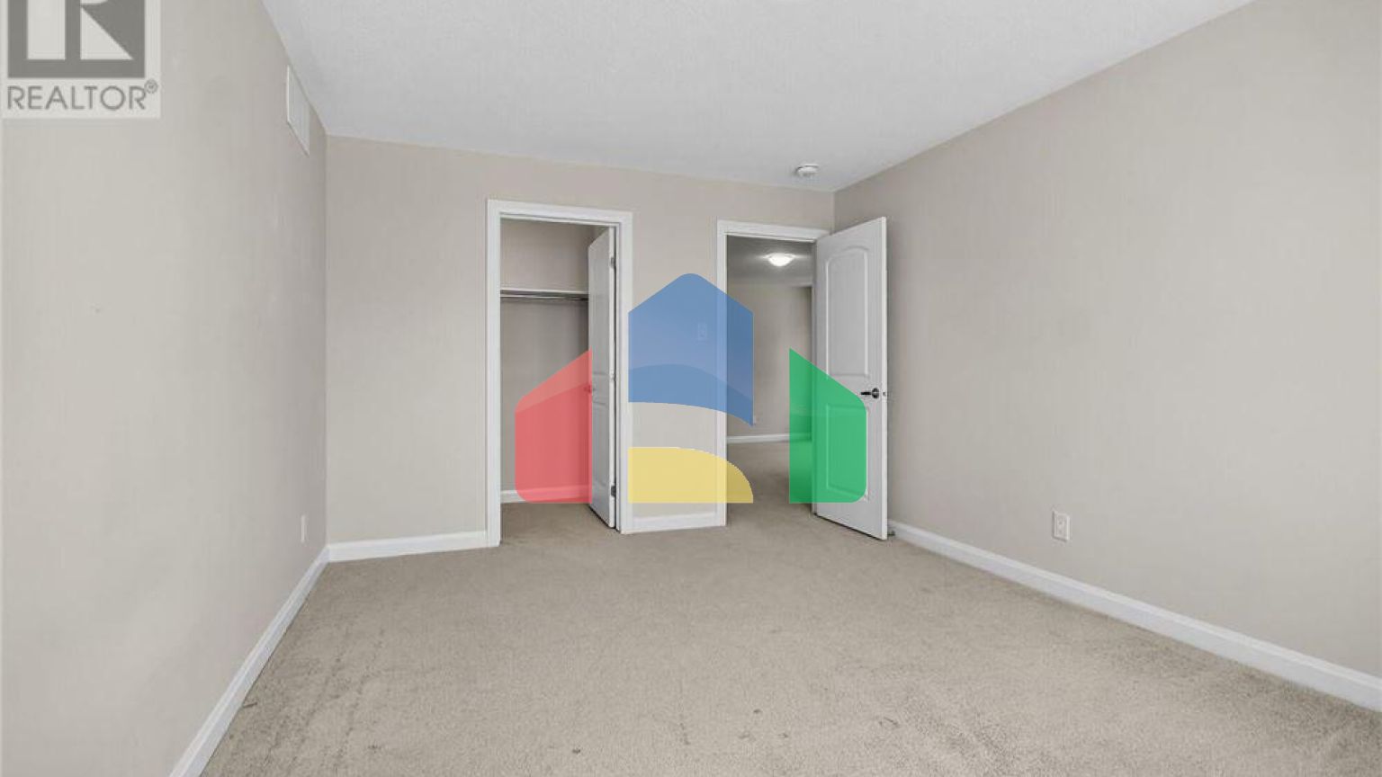 Residential - Single Family Home - Ottawa, Canada - Canada