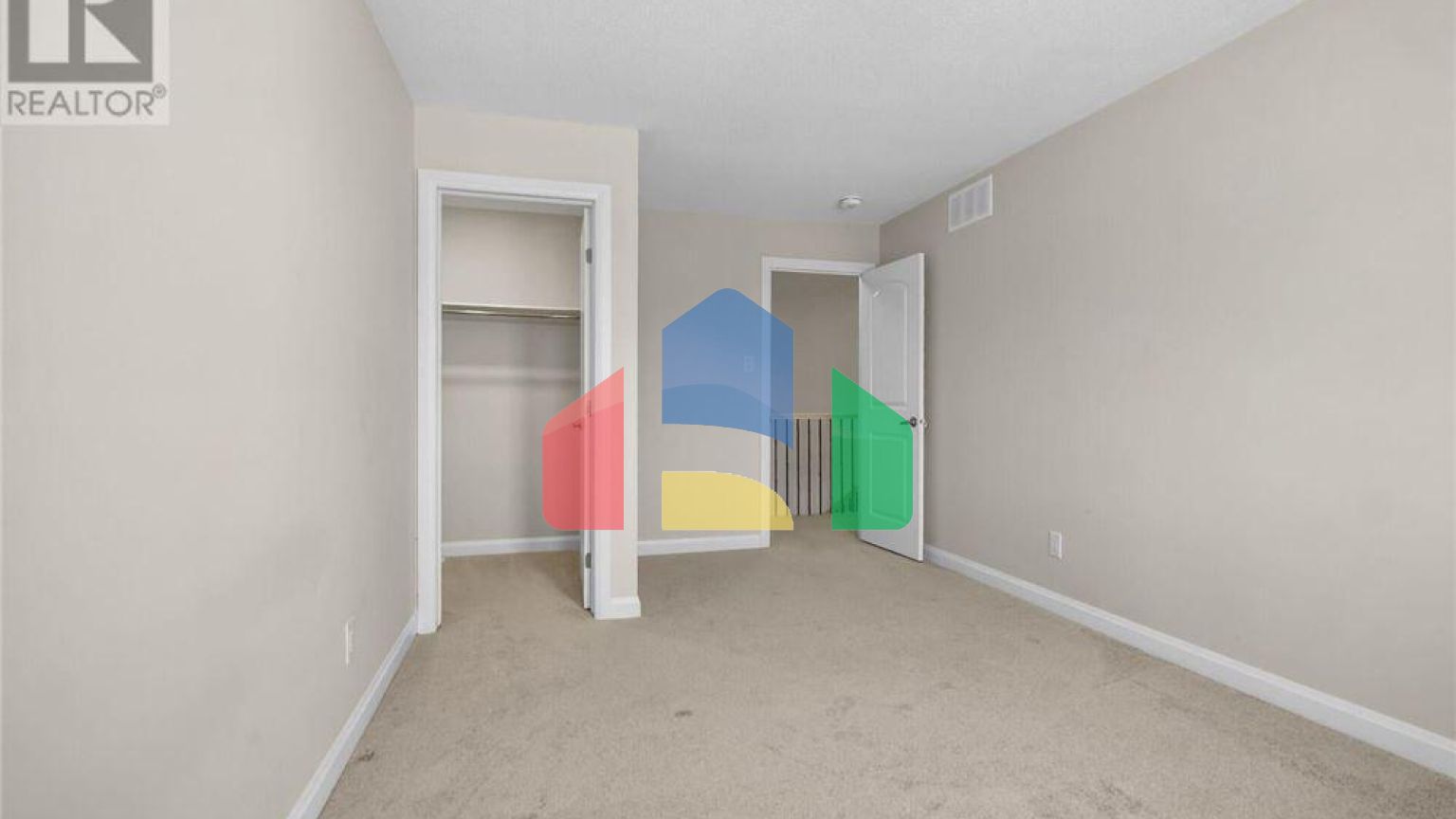 Residential - Single Family Home - Ottawa, Canada - Canada