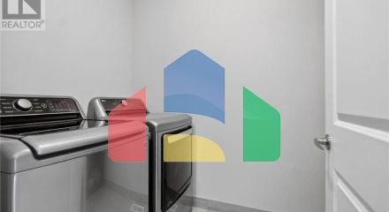 Residential - Single Family Home - Ottawa, Canada - Canada