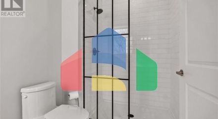 Residential - Single Family Home - Ottawa, Canada - Canada