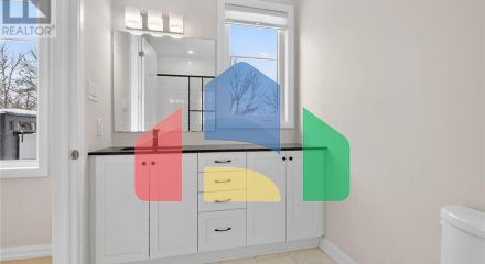 Residential - Single Family Home - Ottawa, Canada - Canada