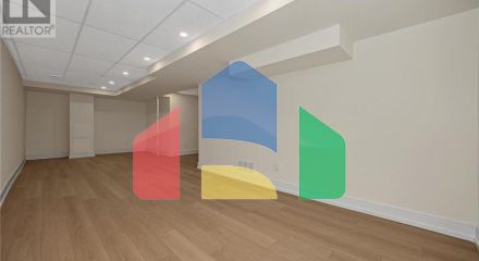 Residential - Single Family Home - Ottawa, Canada - Canada