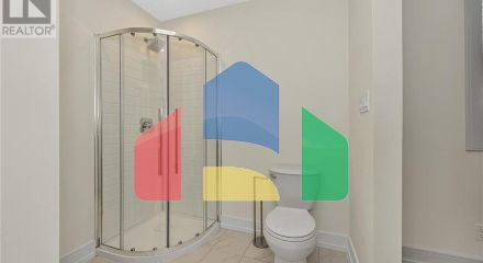 Residential - Single Family Home - Ottawa, Canada - Canada