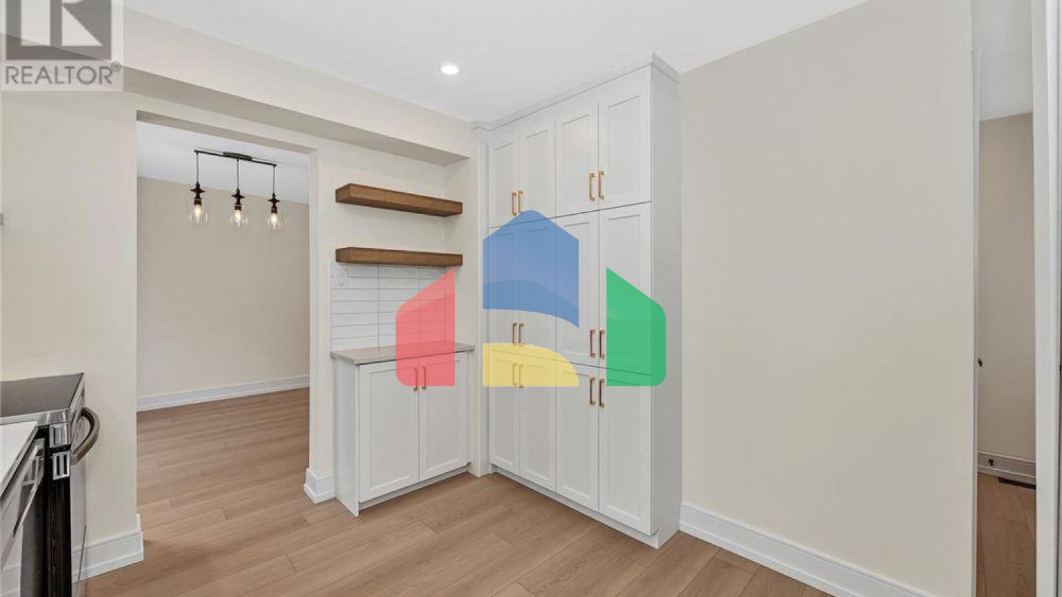 Residential - Single Family Home - Ottawa, Canada - Canada