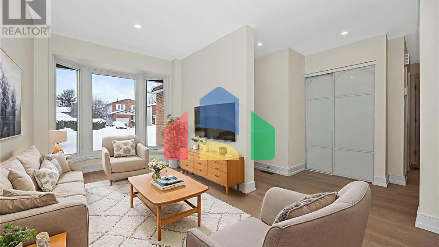 Residential - Single Family Home - Ottawa, Canada - Canada