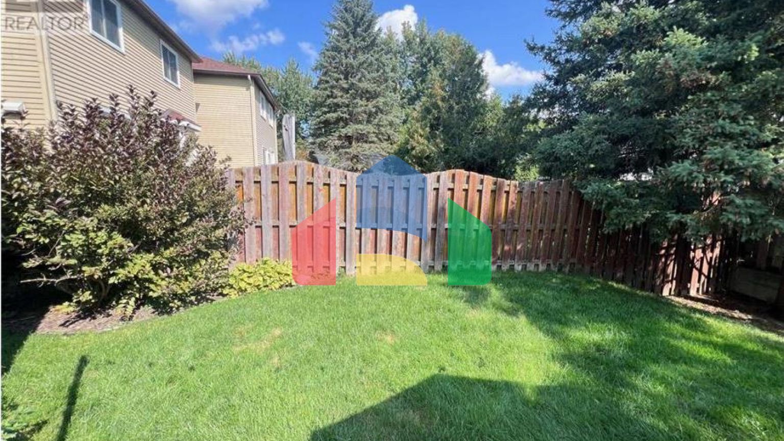 Residential - Single Family Home - Ottawa, Canada - Canada