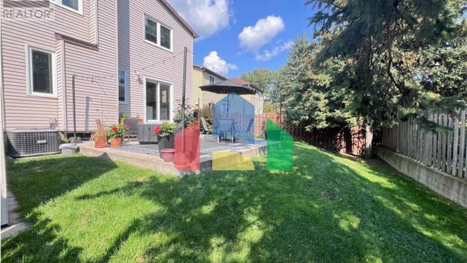 Residential - Single Family Home - Ottawa, Canada - Canada