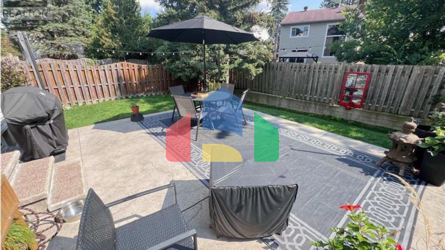 Residential - Single Family Home - Ottawa, Canada - Canada