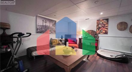 Residential - Single Family Home - Ottawa, Canada - Canada