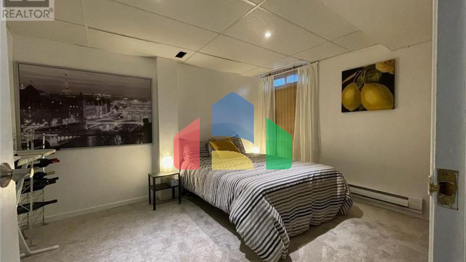 Residential - Single Family Home - Ottawa, Canada - Canada