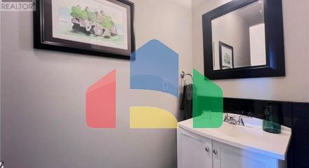 Residential - Single Family Home - Ottawa, Canada - Canada