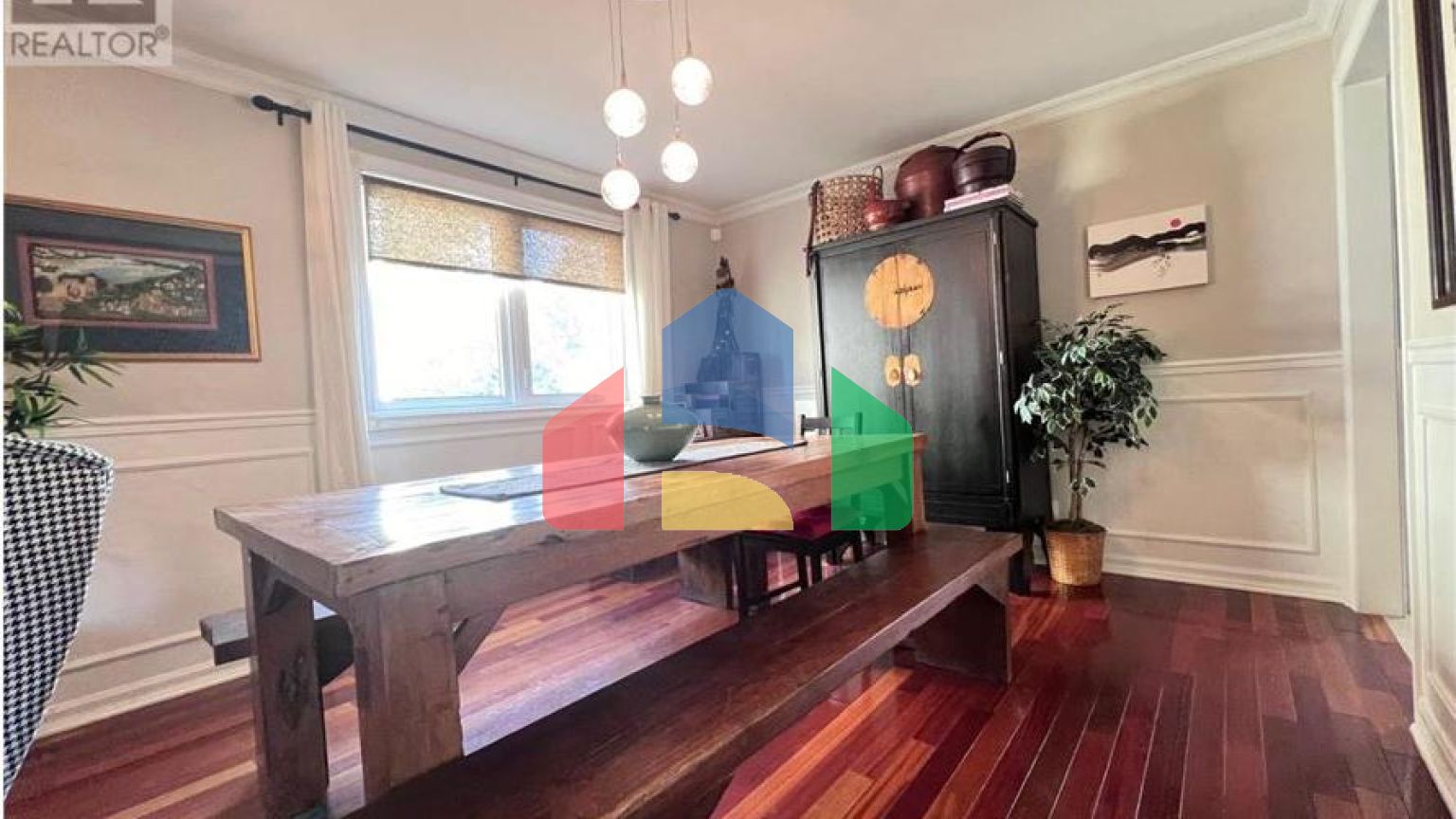 Residential - Single Family Home - Ottawa, Canada - Canada