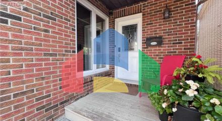 Residential - Single Family Home - Ottawa, Canada - Canada