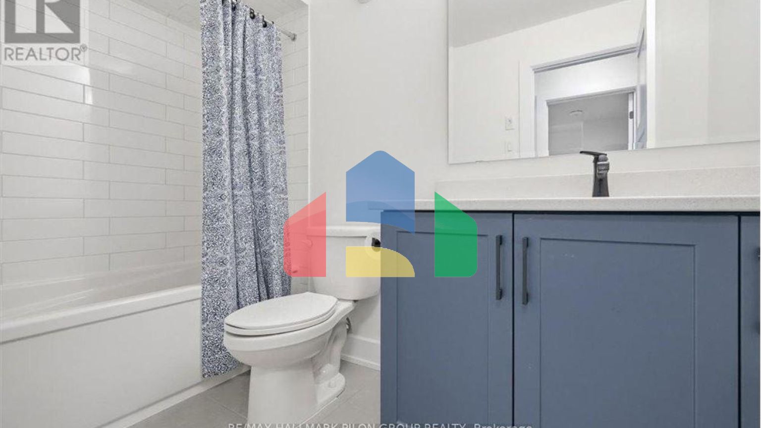 Residential - Single Family Home - Ottawa, Canada - Canada