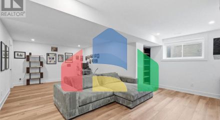 Residential - Single Family Home - Ottawa, Canada - Canada