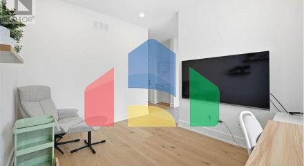 Residential - Single Family Home - Ottawa, Canada - Canada