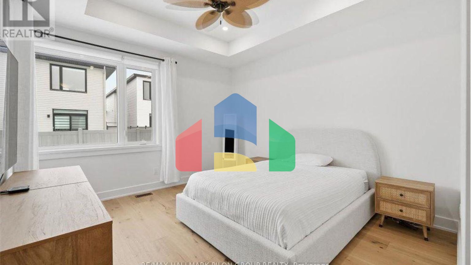 Residential - Single Family Home - Ottawa, Canada - Canada