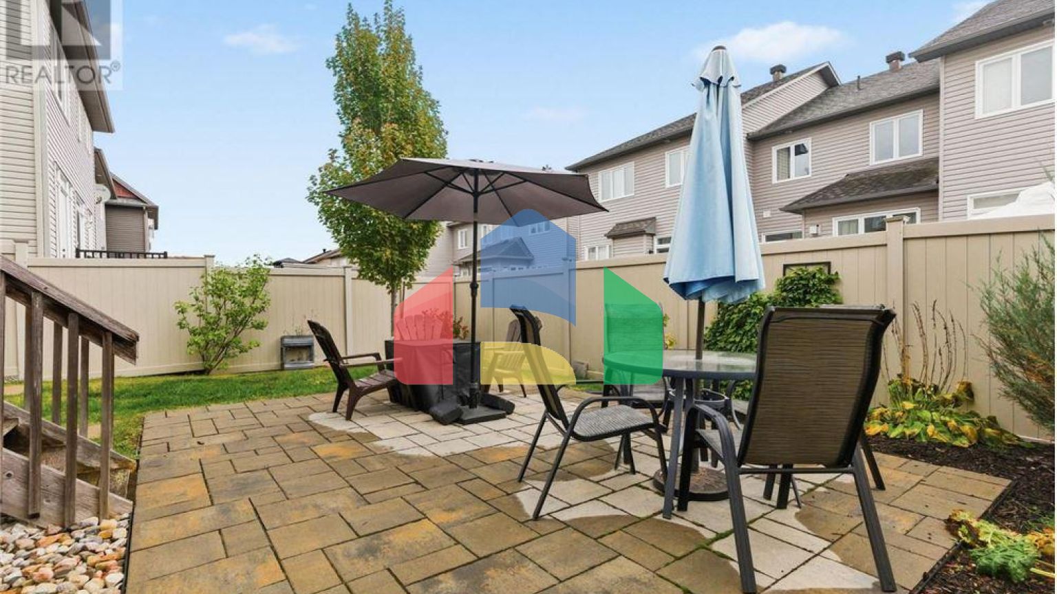 Residential - Single Family Home - Ottawa, Canada - Canada