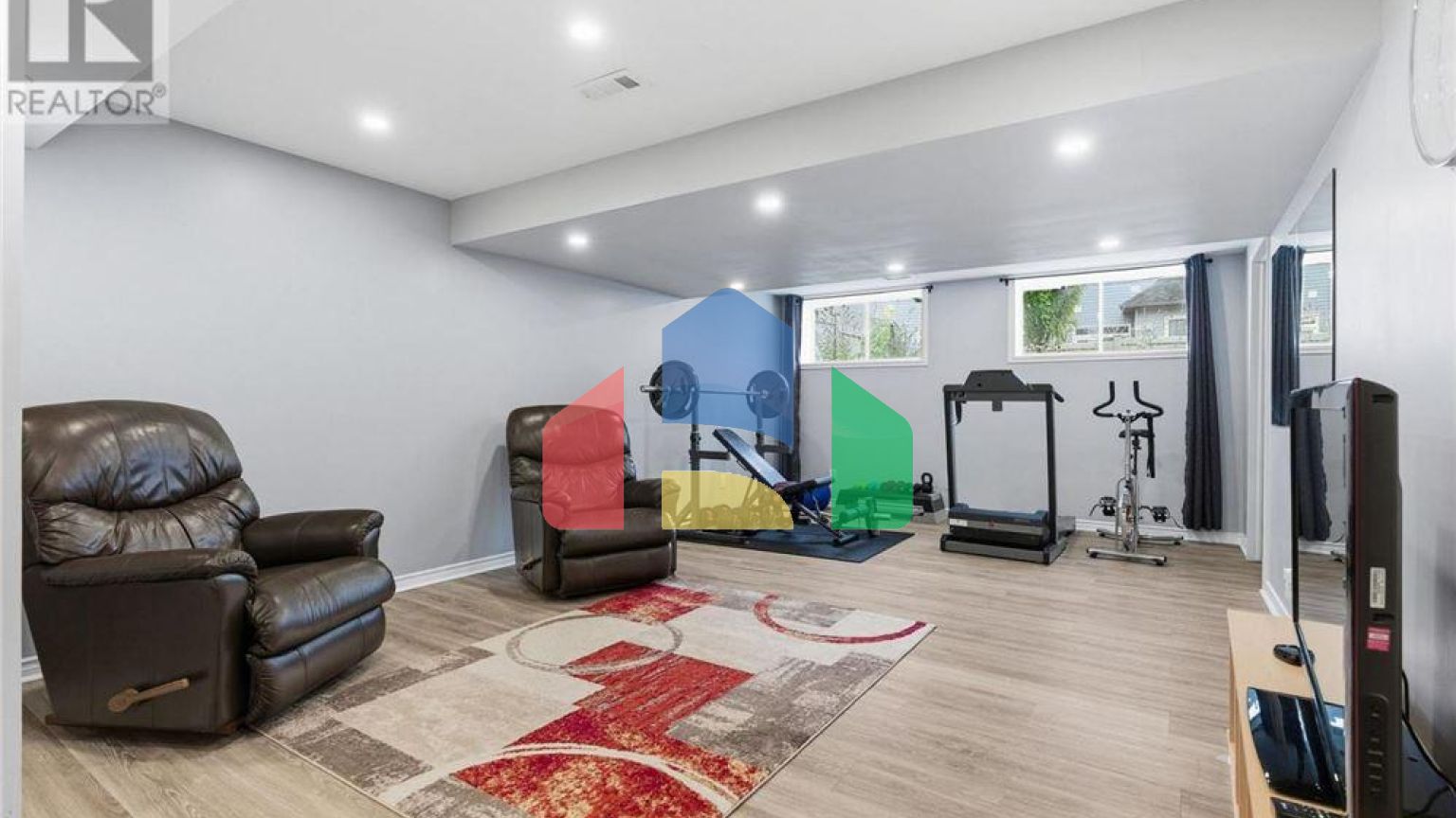 Residential - Single Family Home - Ottawa, Canada - Canada