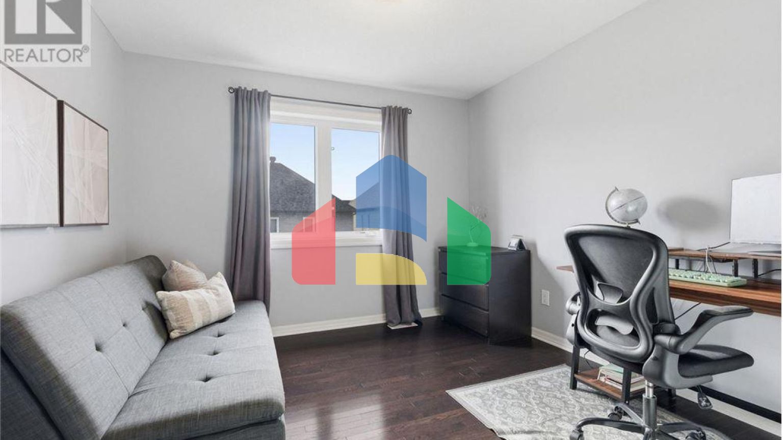 Residential - Single Family Home - Ottawa, Canada - Canada