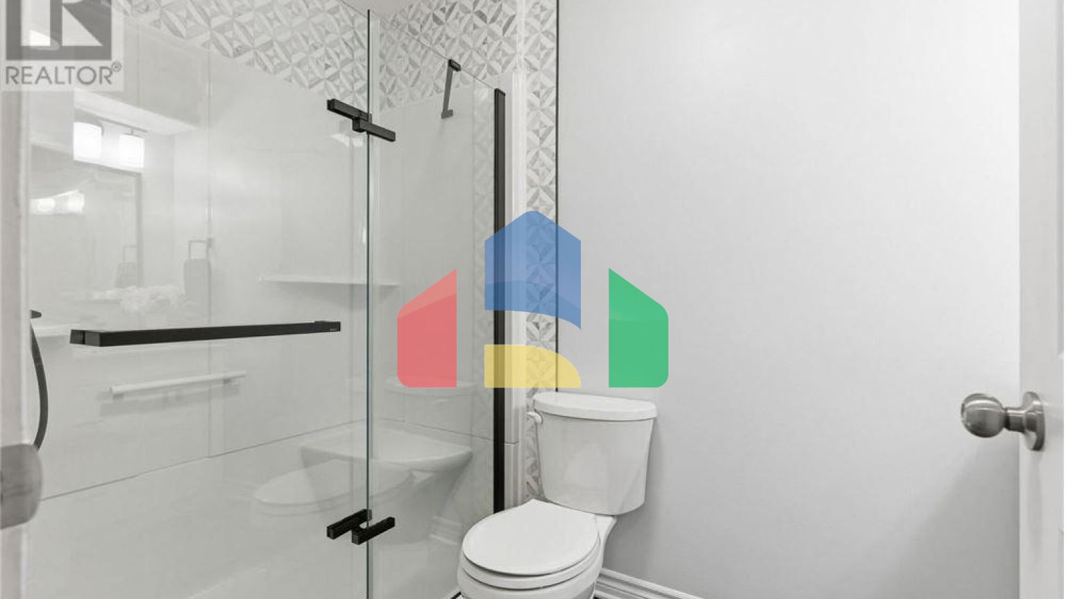 Residential - Single Family Home - Ottawa, Canada - Canada