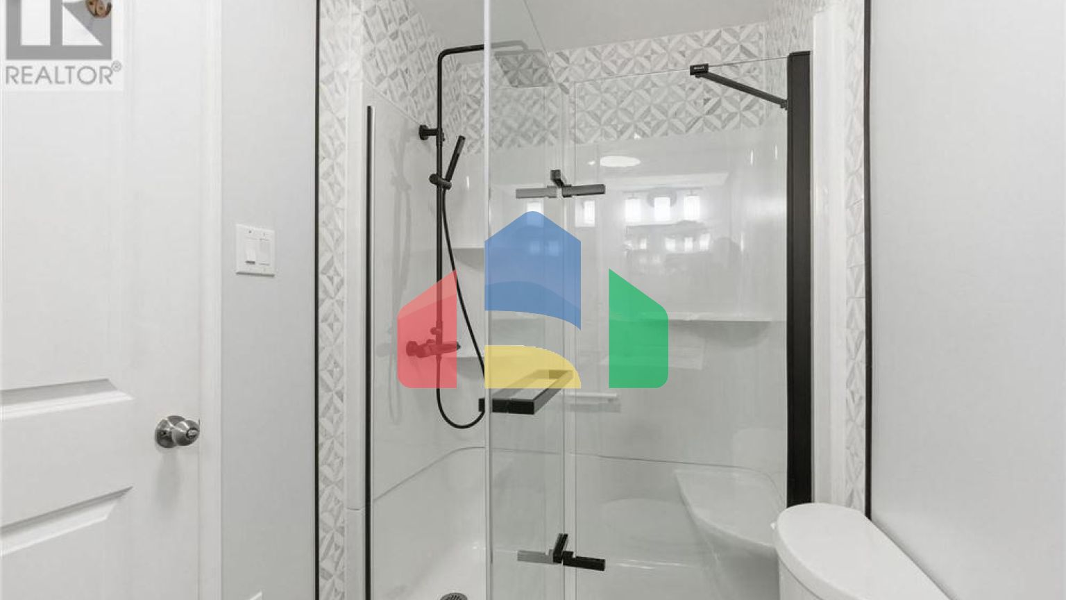 Residential - Single Family Home - Ottawa, Canada - Canada