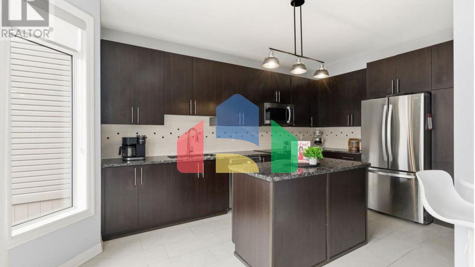 Residential - Single Family Home - Ottawa, Canada - Canada