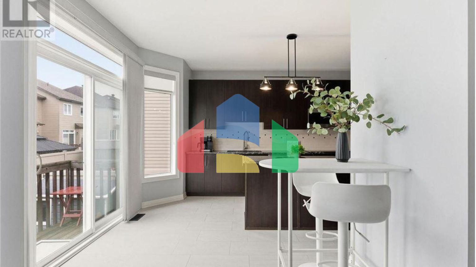 Residential - Single Family Home - Ottawa, Canada - Canada