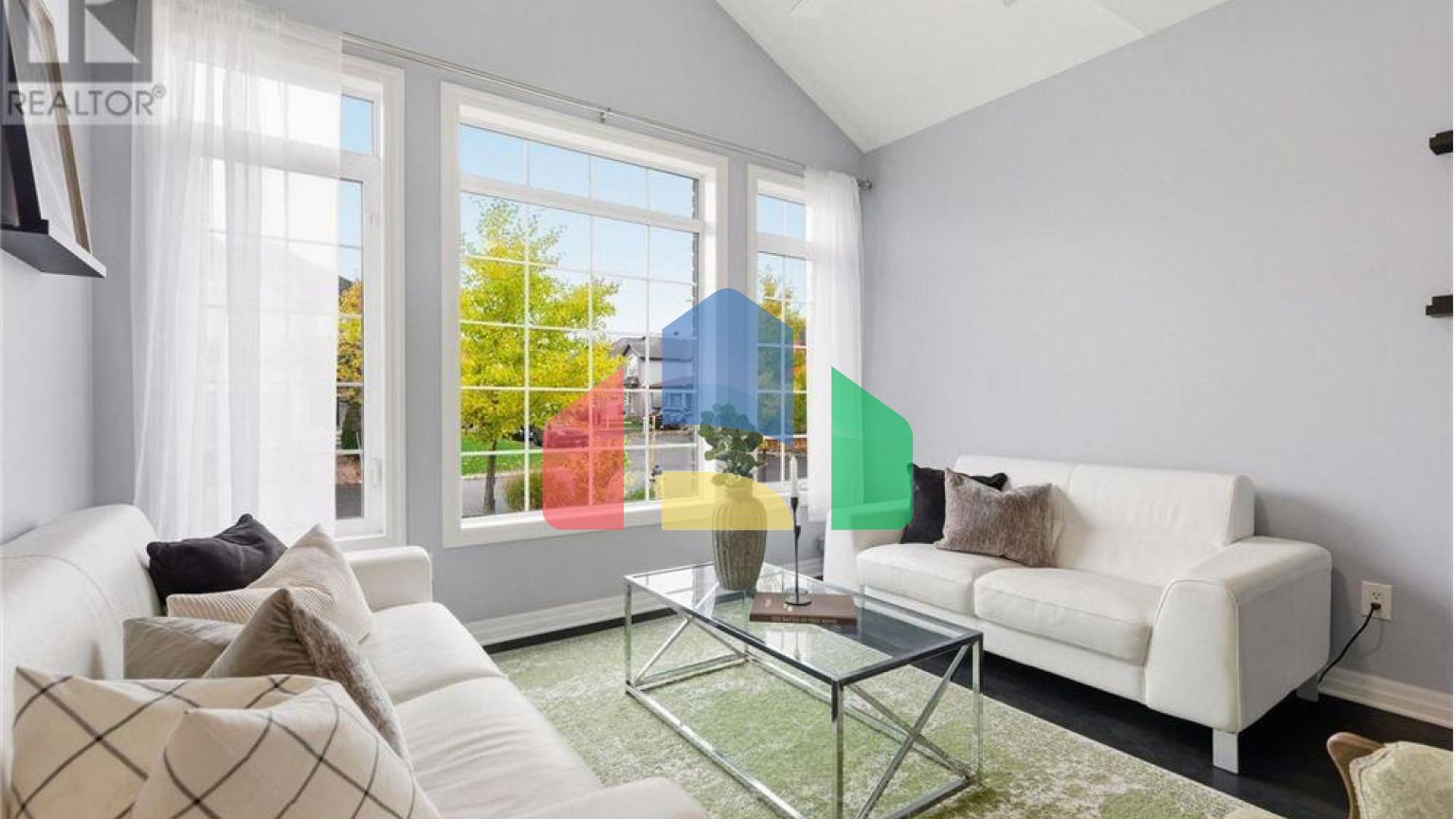 Residential - Single Family Home - Ottawa, Canada - Canada