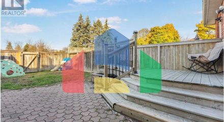 Residential - Single Family Home - Ottawa, Canada - Canada