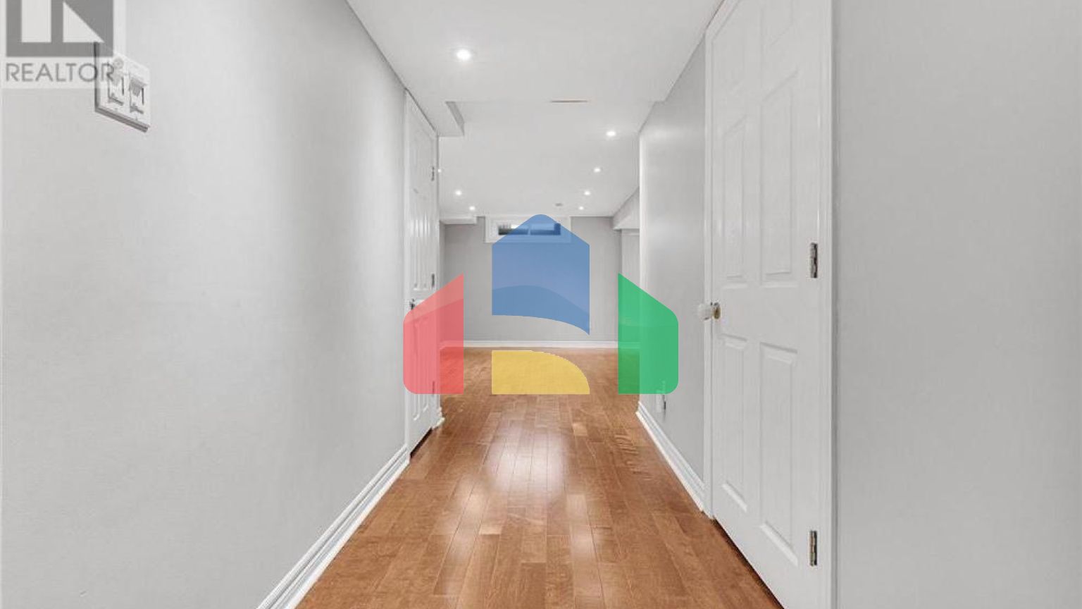 Residential - Single Family Home - Ottawa, Canada - Canada