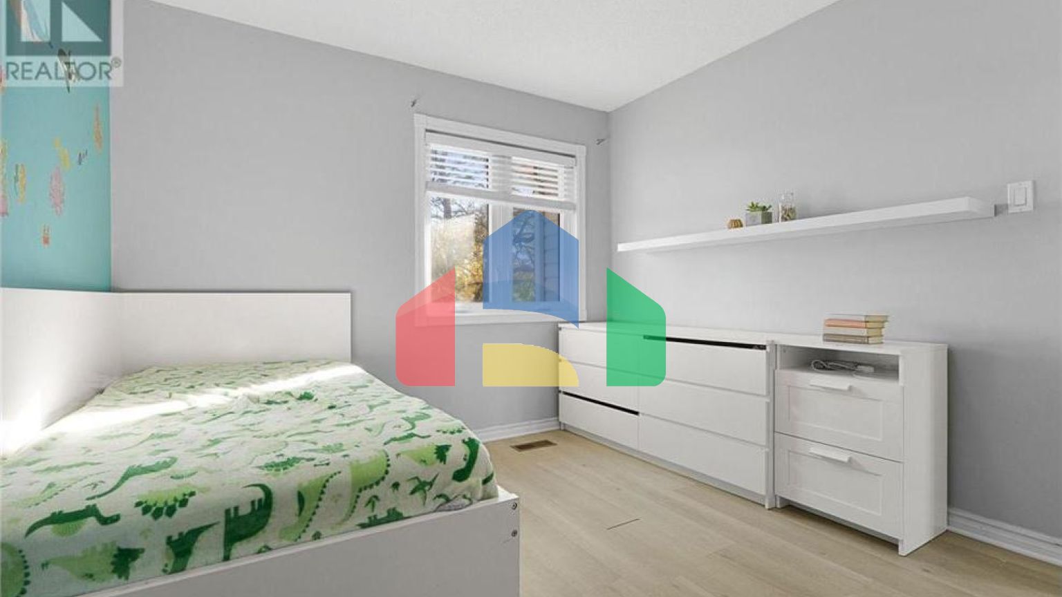 Residential - Single Family Home - Ottawa, Canada - Canada