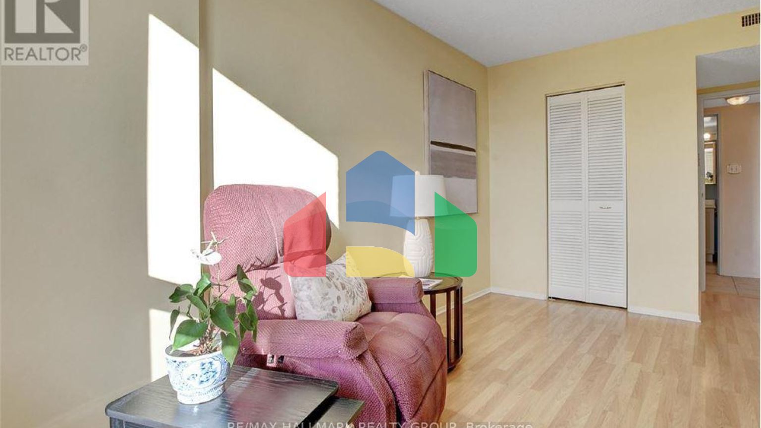 Residential - Condo/Apartment - Ottawa, Canada - Canada