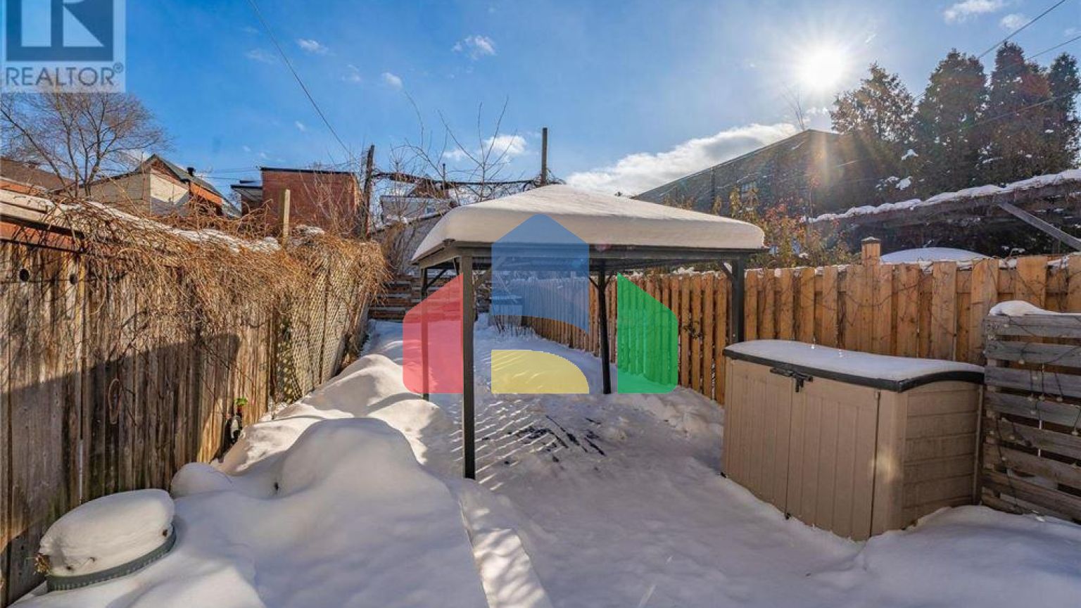 Residential - Single Family Home - Ottawa, Canada - Canada