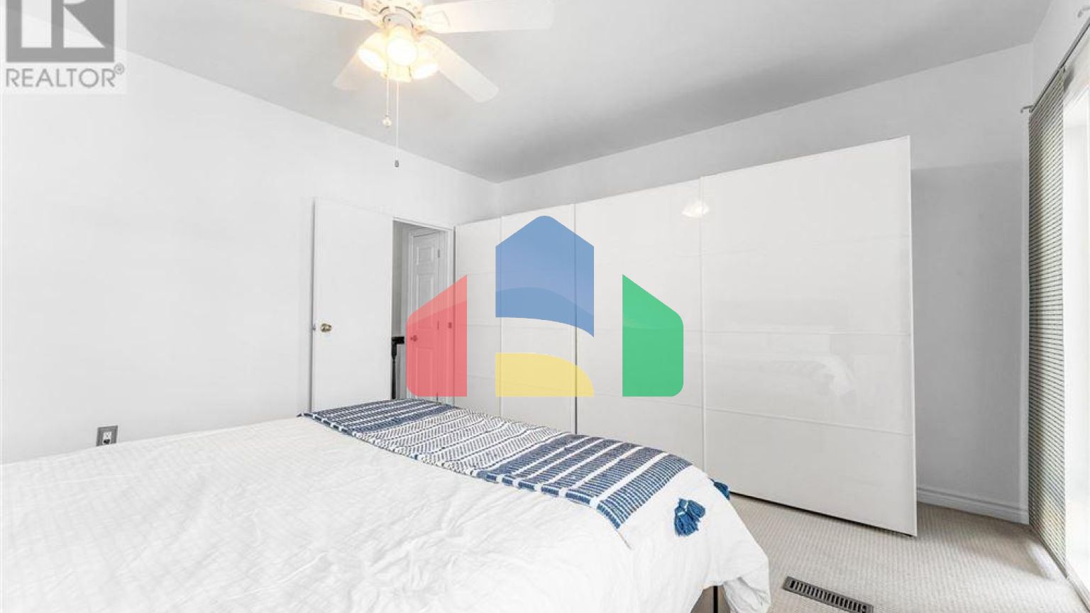 Residential - Single Family Home - Ottawa, Canada - Canada